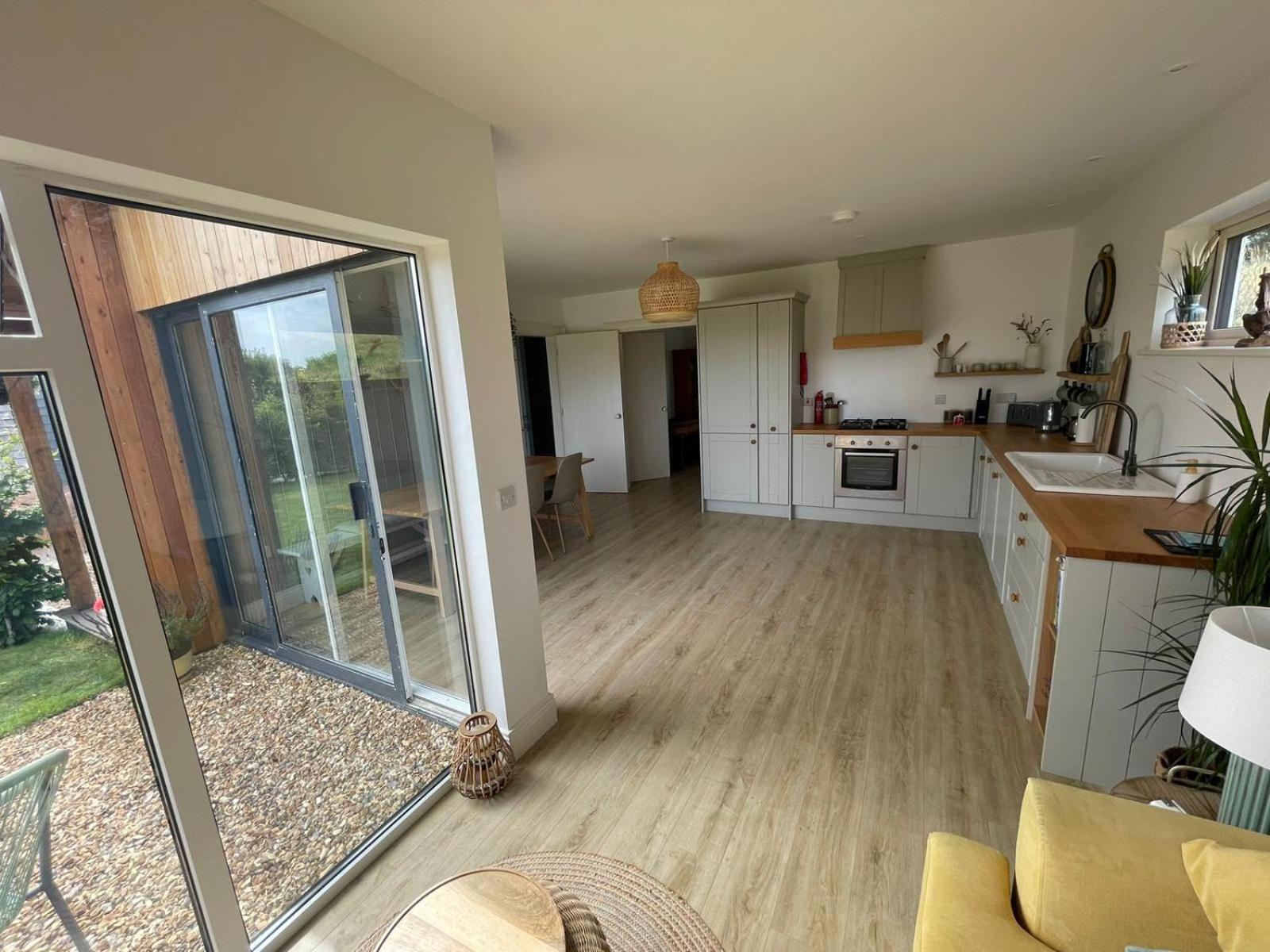 Villa Ocean Breeze Cork Esterno foto